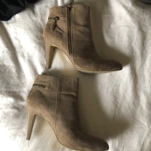 Mia boots size 12
